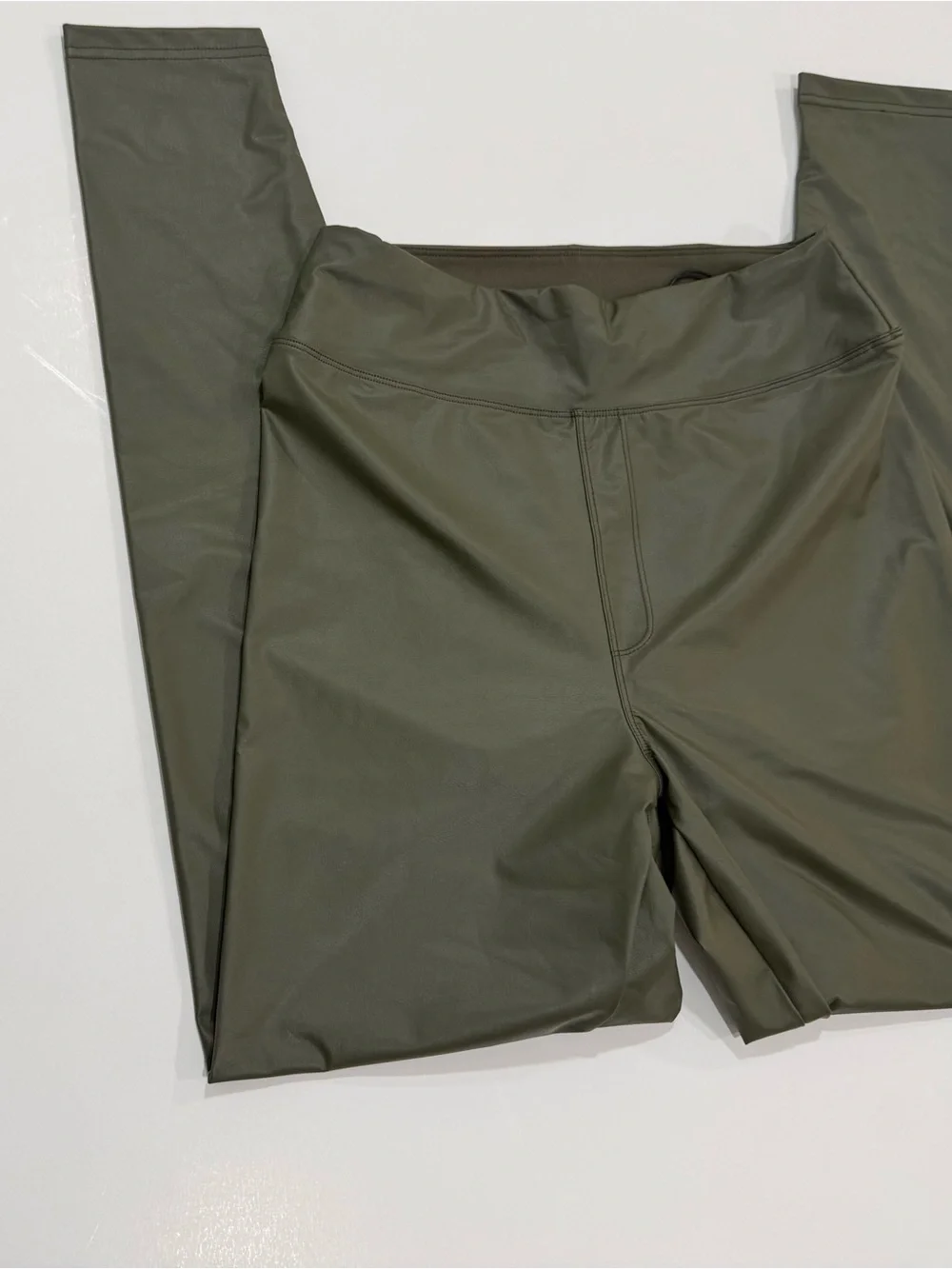 OFFLINE by Aerie Real Luxe Faux Leather  Legging in Olive Green Size Large